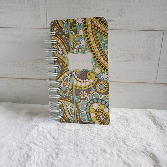 Vera Bradley Let me Check Notebook - Picture 1 of 8